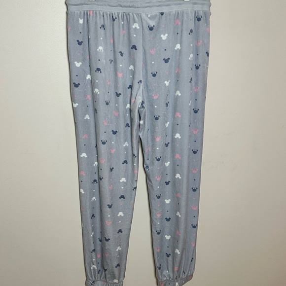 Disney Gray and Pink Pajama Set with Heart Pattern - Picture 10 of 12
